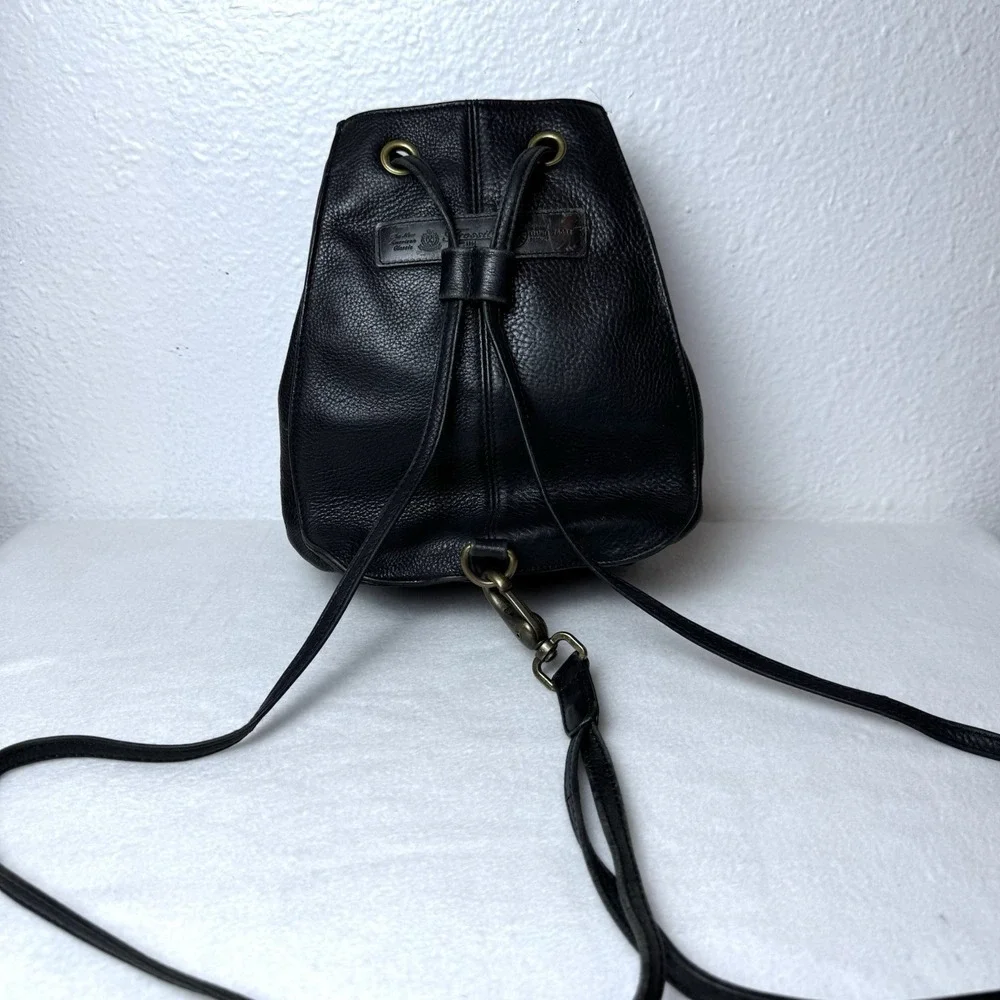Vintage Fossil Black Leather Backpack Cinch Bag Purse Key Zipper Classic Minimal